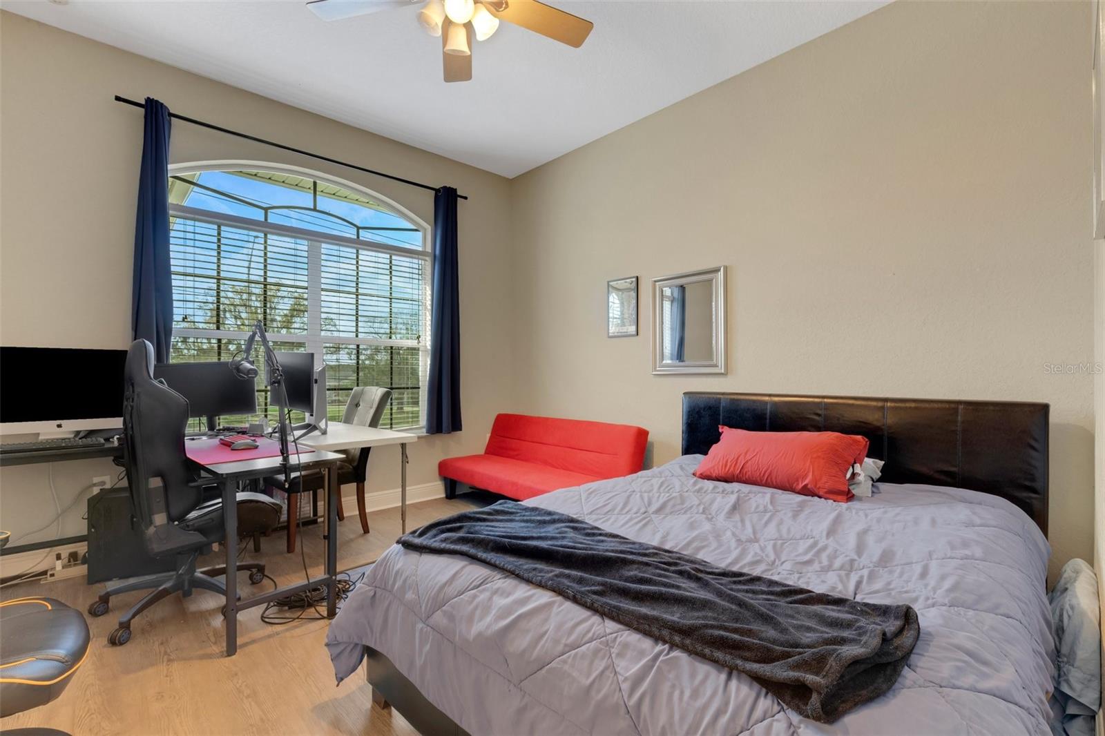 5126 LAKELAND HIGHLANDS RD