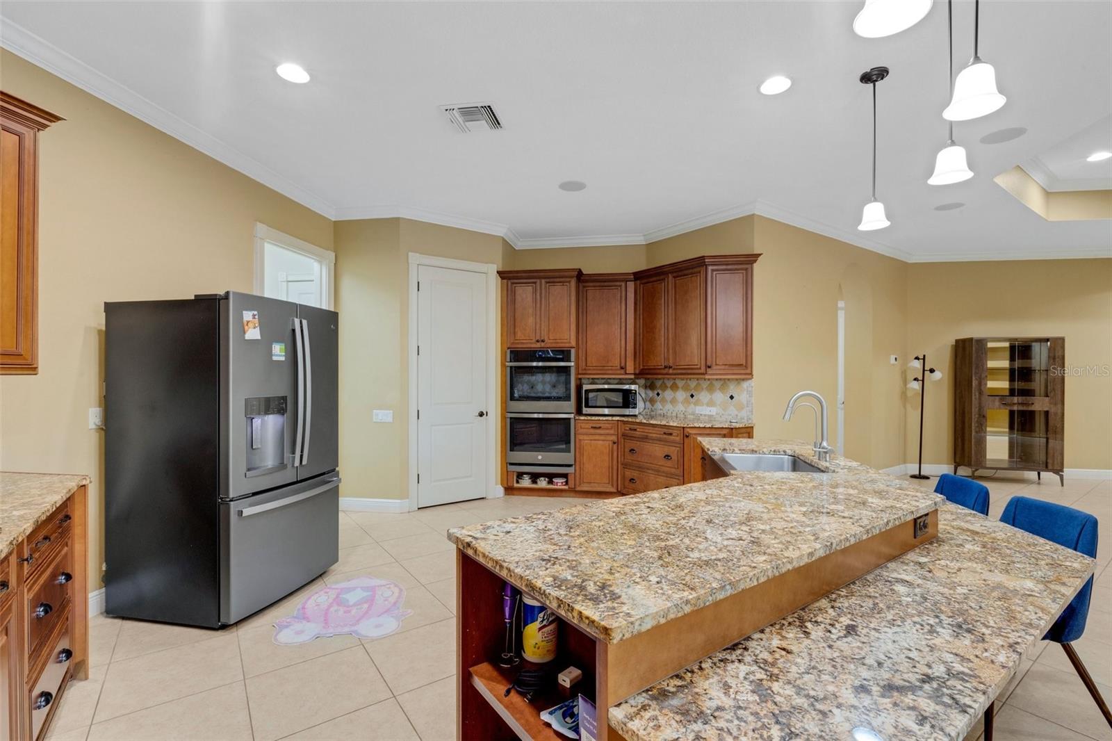 2643 WYNDSOR OAKS WAY