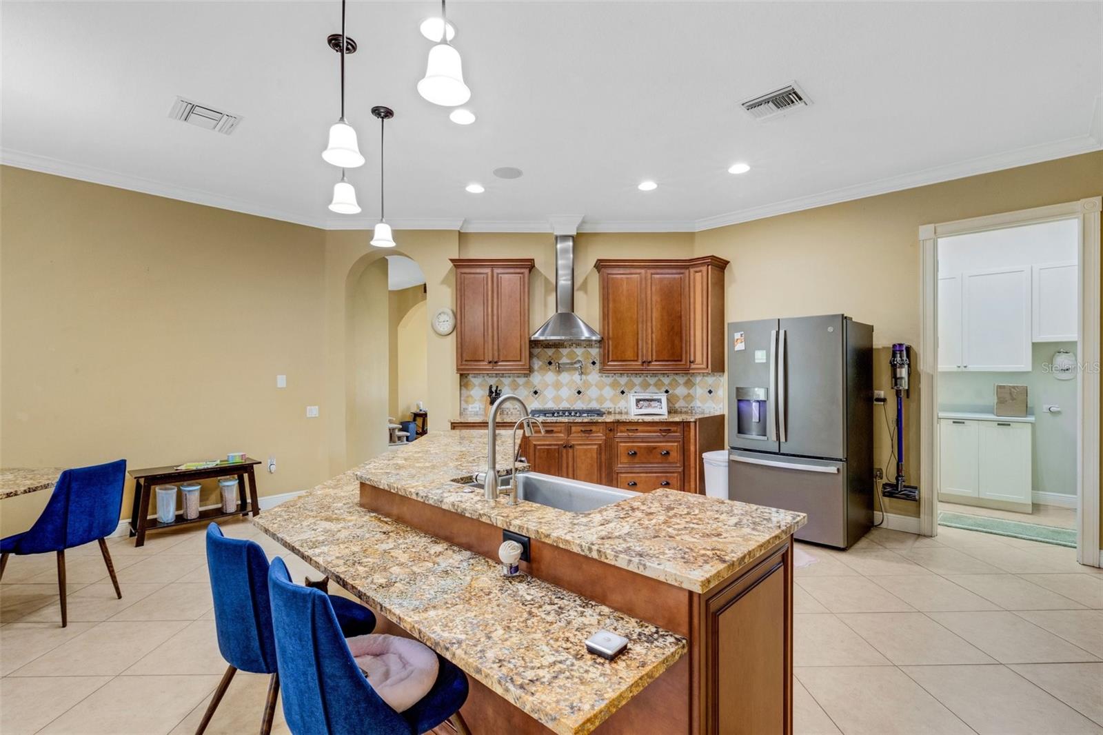 2643 WYNDSOR OAKS WAY