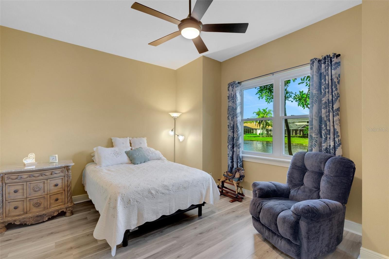 2643 WYNDSOR OAKS WAY