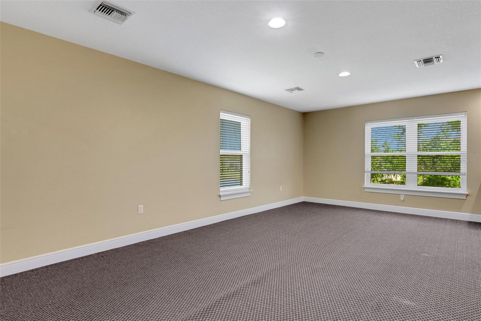 2643 WYNDSOR OAKS WAY