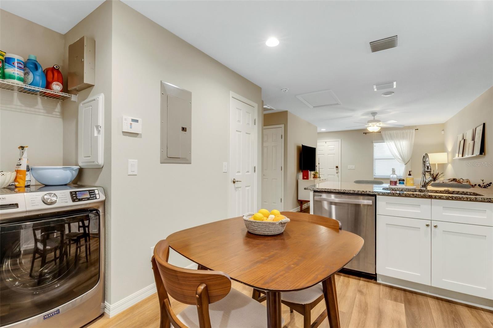 101 LAKE HUNTER DR #27 and 28