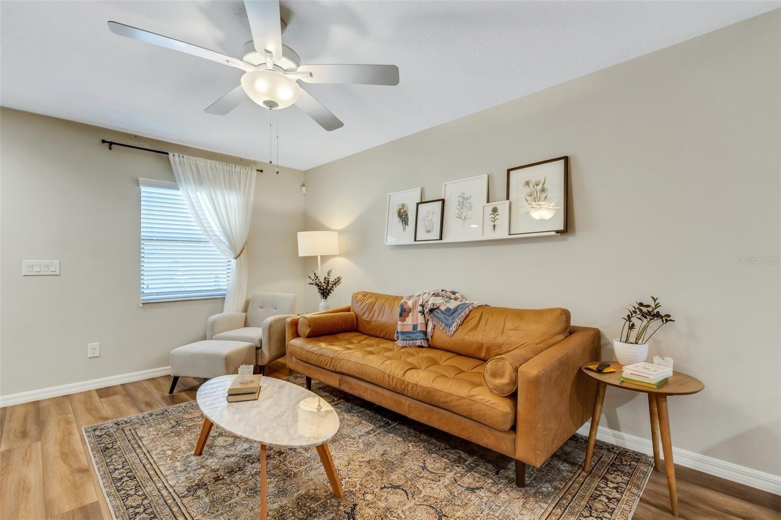 101 LAKE HUNTER DR #27 and 28