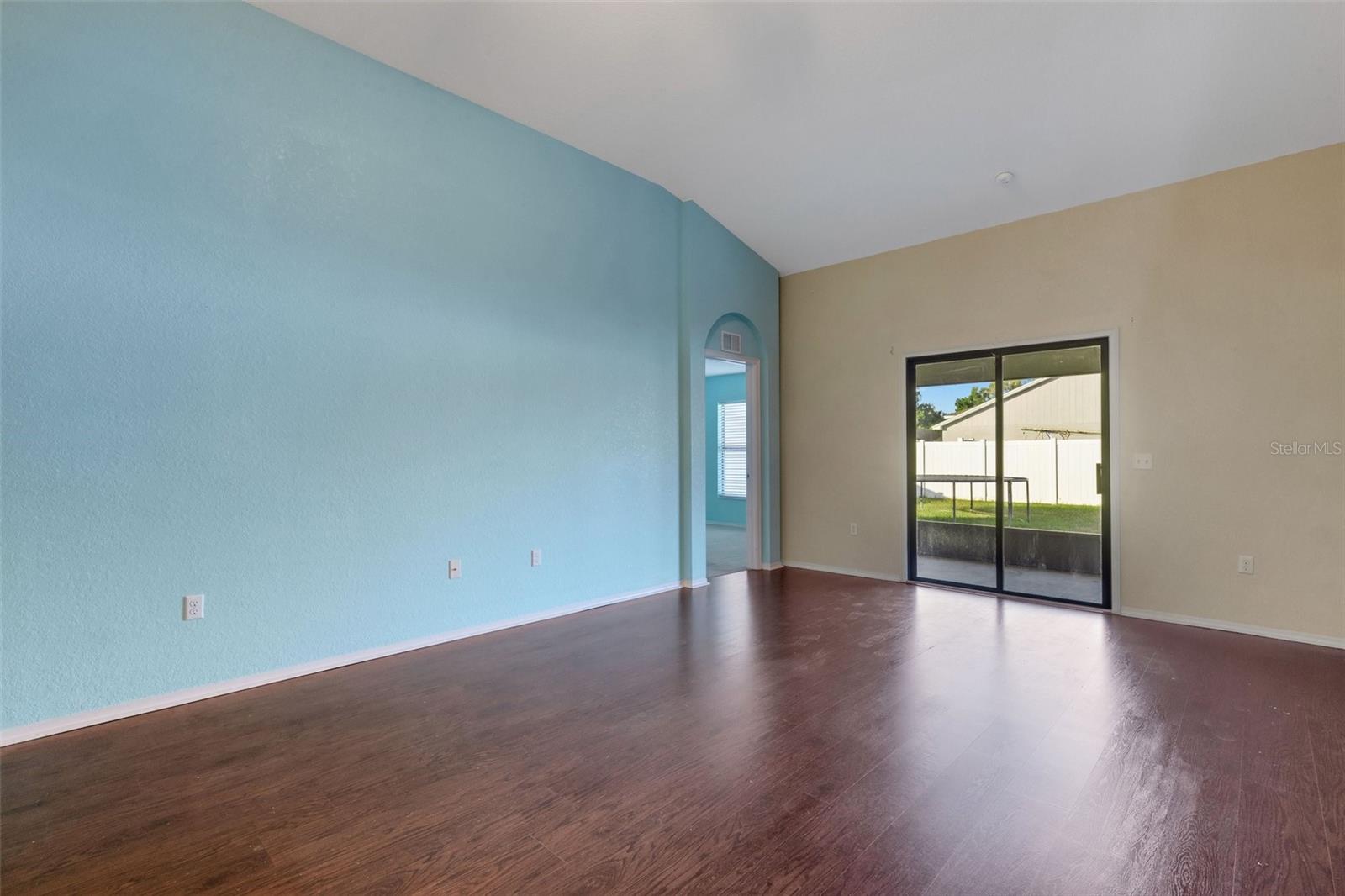 1771 WILLIAMSBURG DR