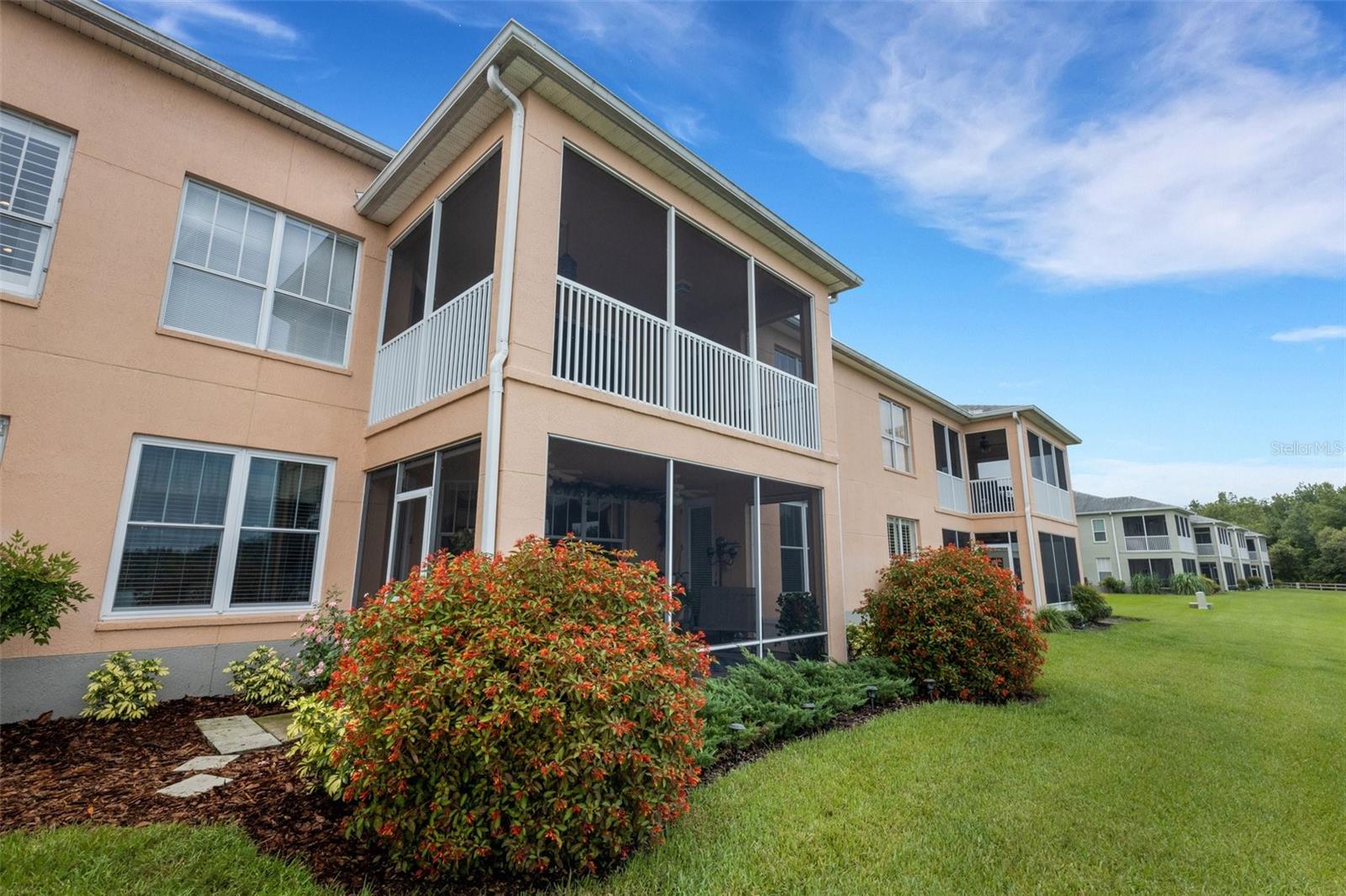 3943 SERENADE LN #514