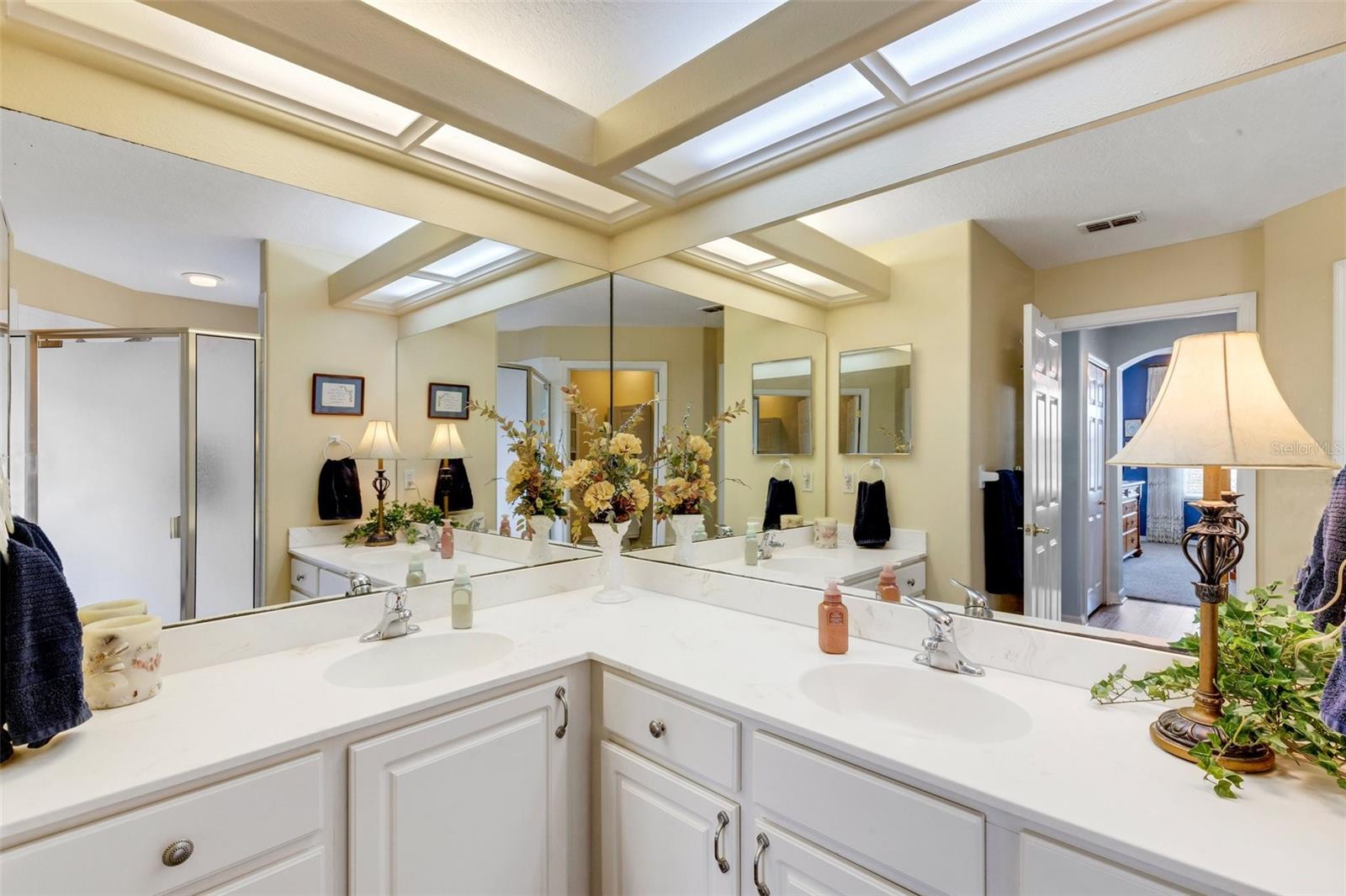 3943 SERENADE LN #514