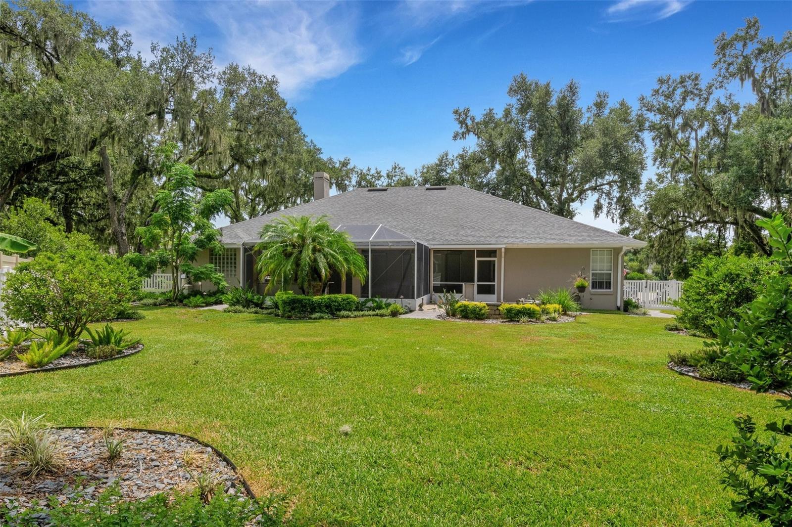 6529 LONGWOOD TRACE LN S