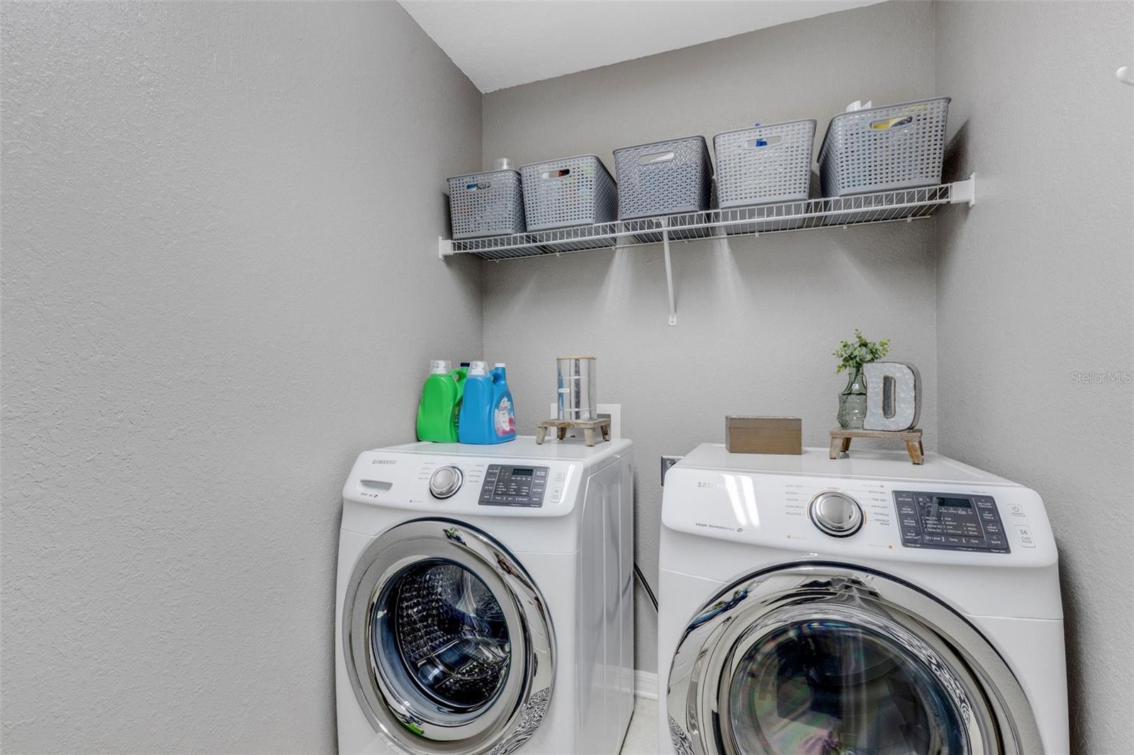 2060 GOLDEN MEADOW WAY