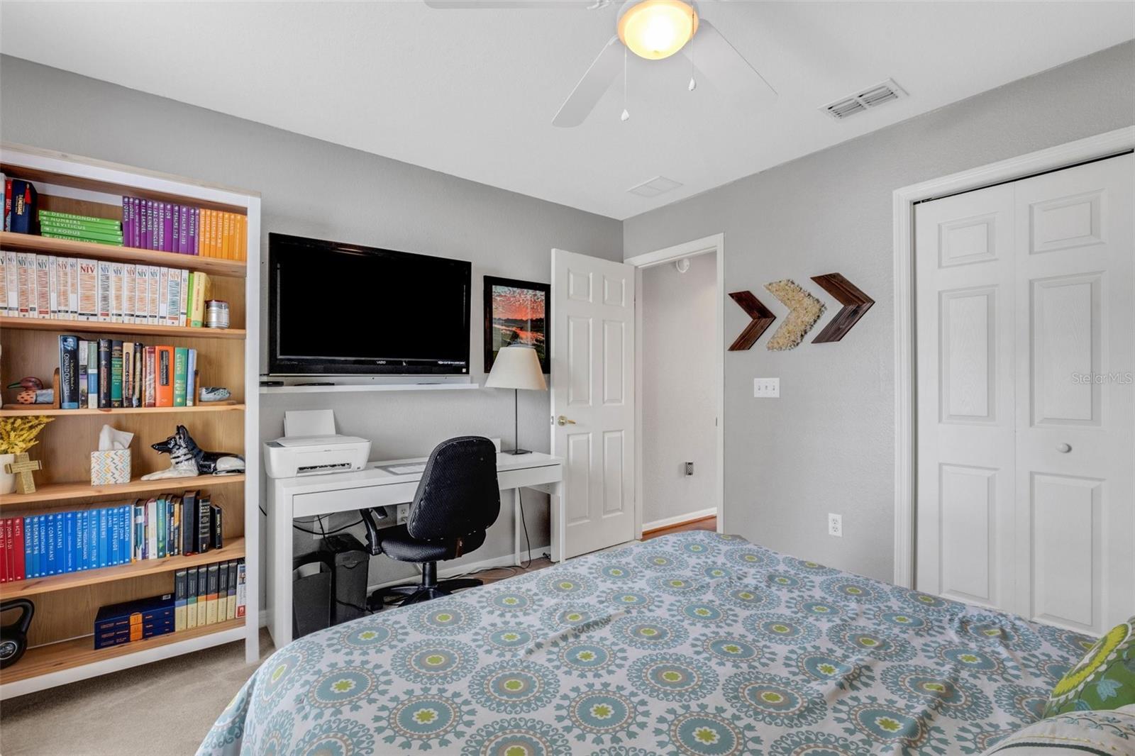 2060 GOLDEN MEADOW WAY