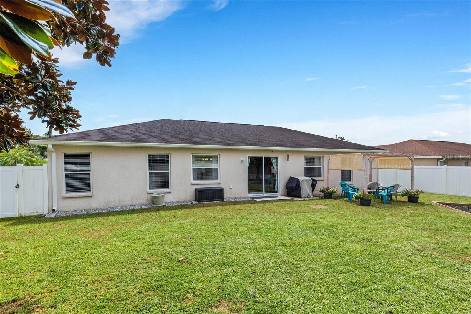 2060 GOLDEN MEADOW WAY