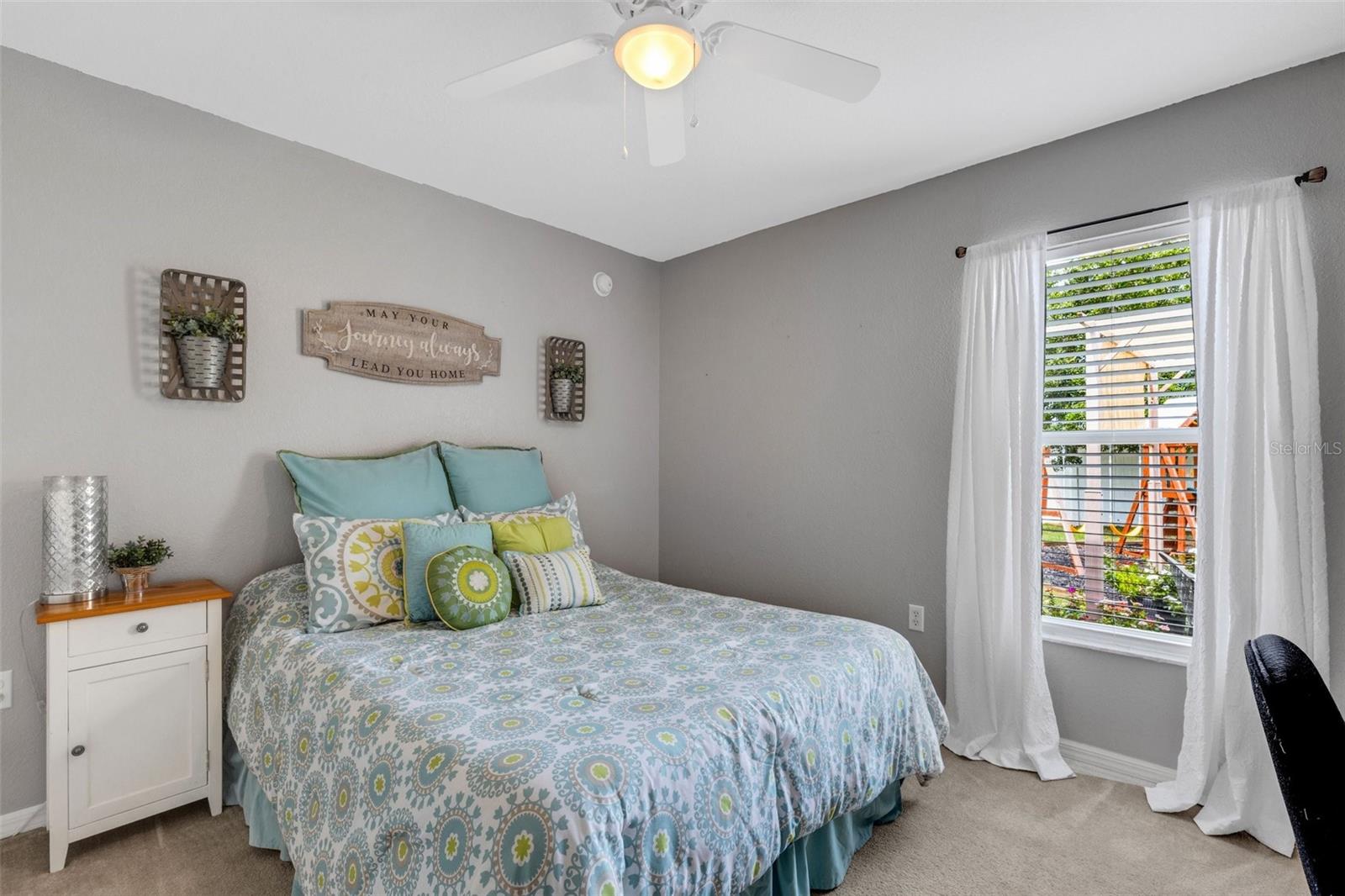 2060 GOLDEN MEADOW WAY