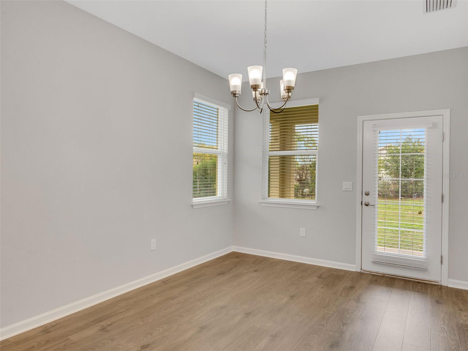 4071 MAGNOLIA AVE SE