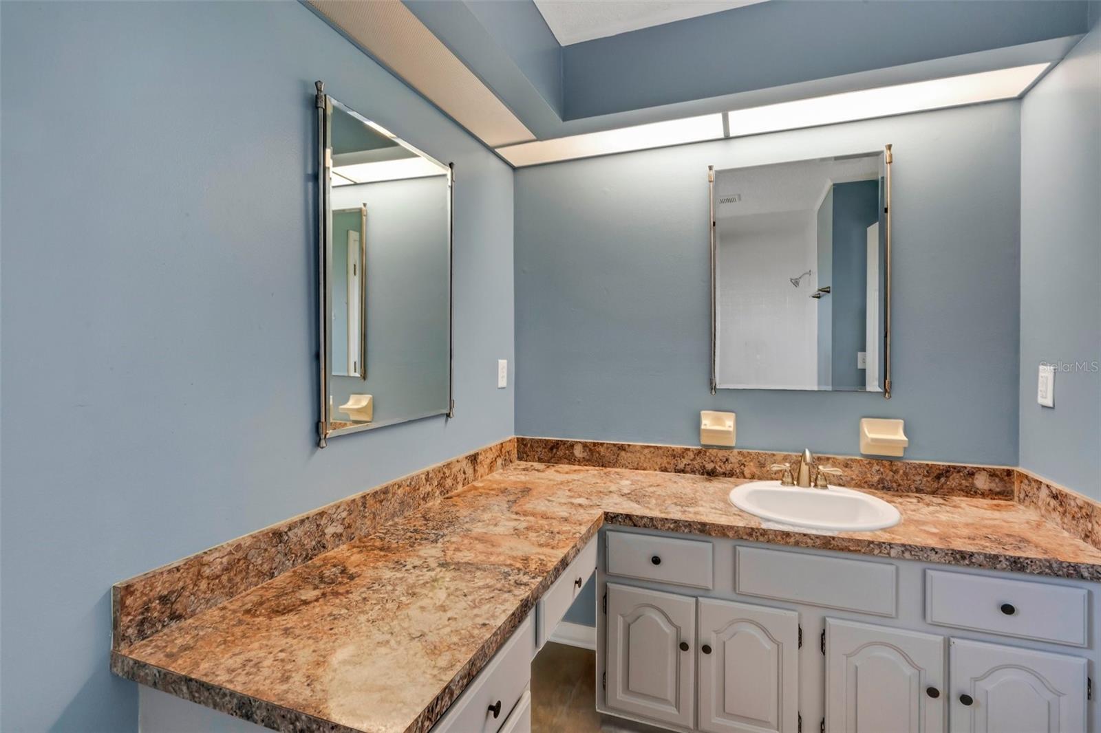 3511 SOUTHCREST BLVD