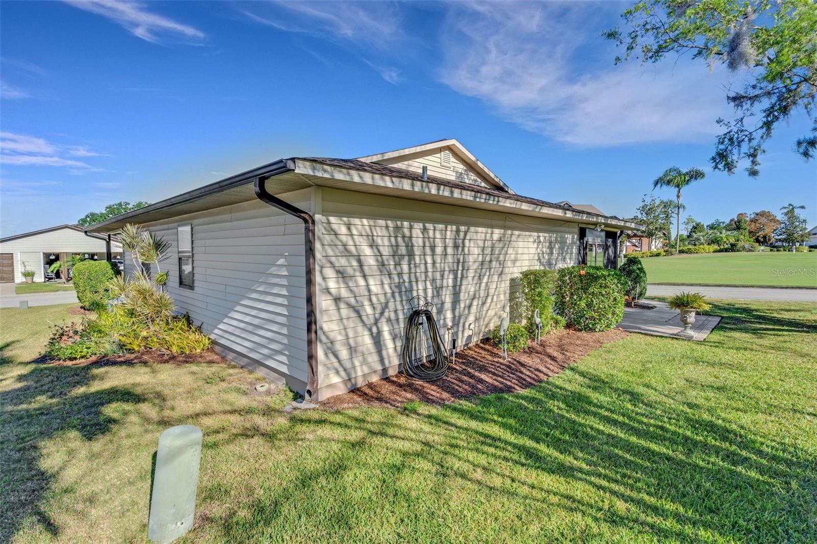 3173 SAND TRAP CT