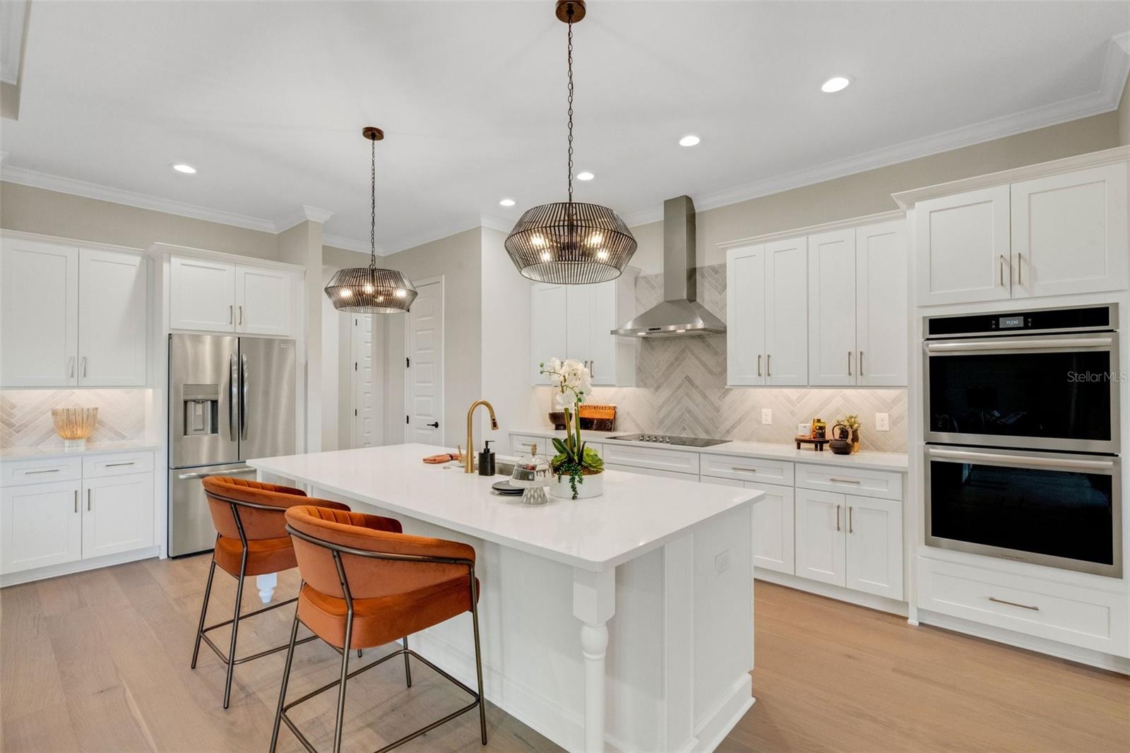 5374 CLUBHOUSE HILLS LN