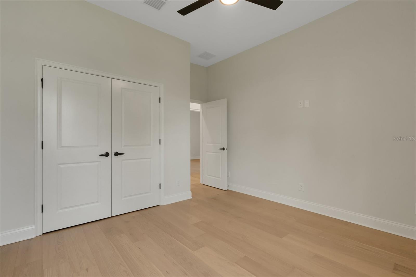 5374 CLUBHOUSE HILLS LN