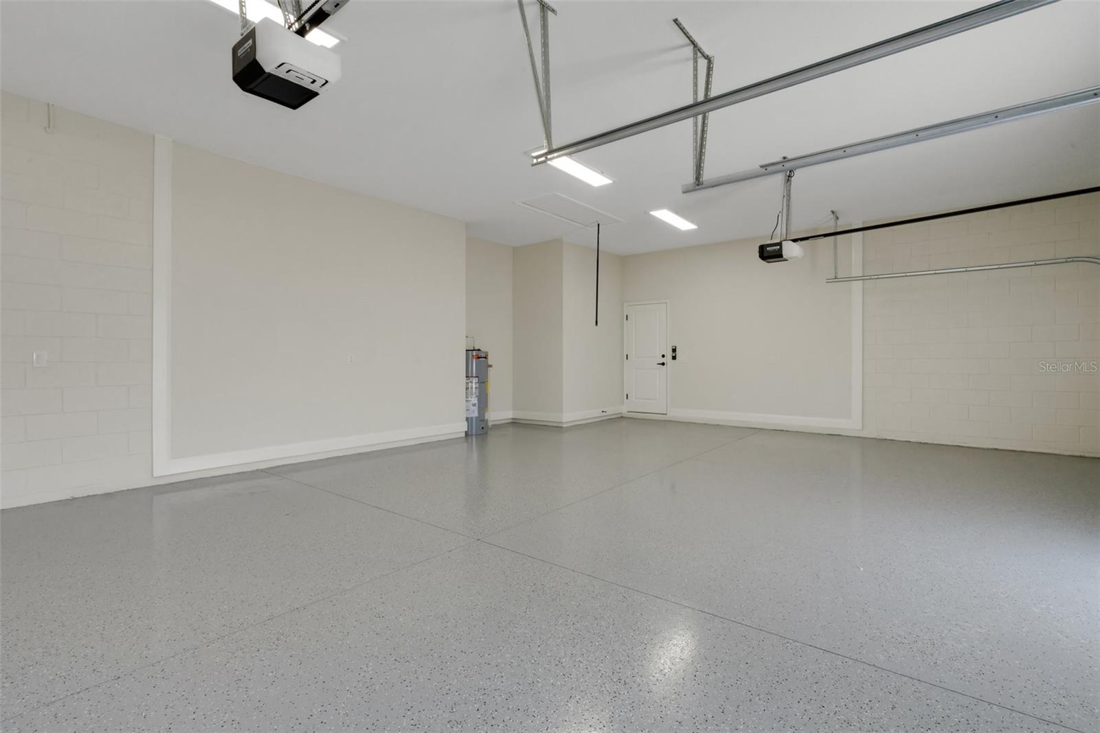 5374 CLUBHOUSE HILLS LN