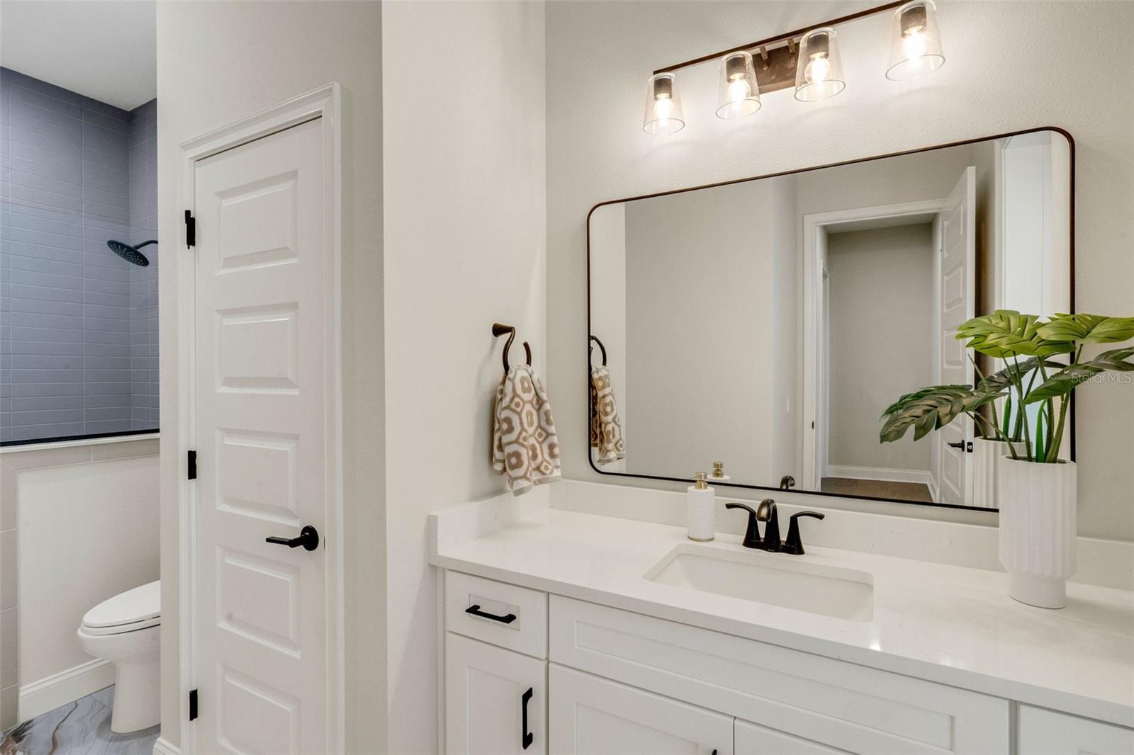 5374 CLUBHOUSE HILLS LN