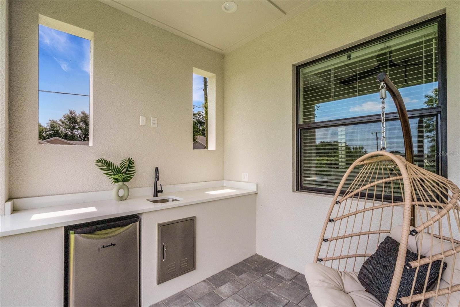 5374 CLUBHOUSE HILLS LN