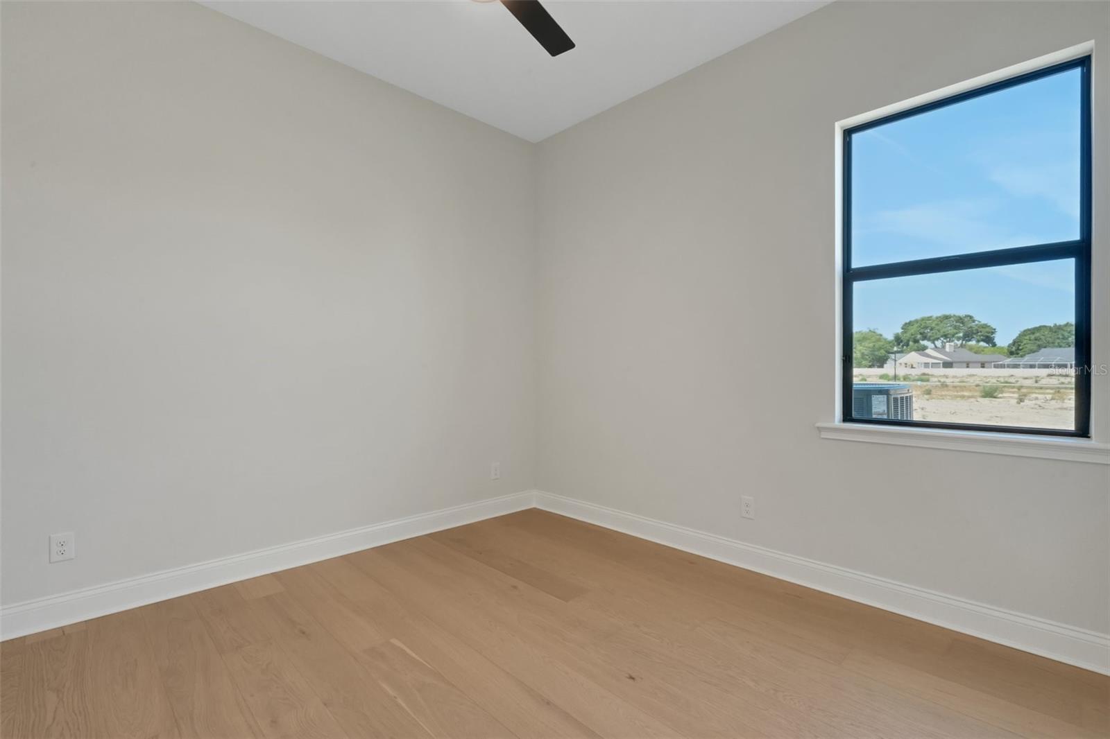 5374 CLUBHOUSE HILLS LN