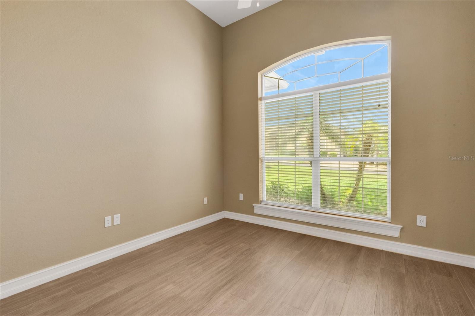 2743 VERANDAH VUE WAY