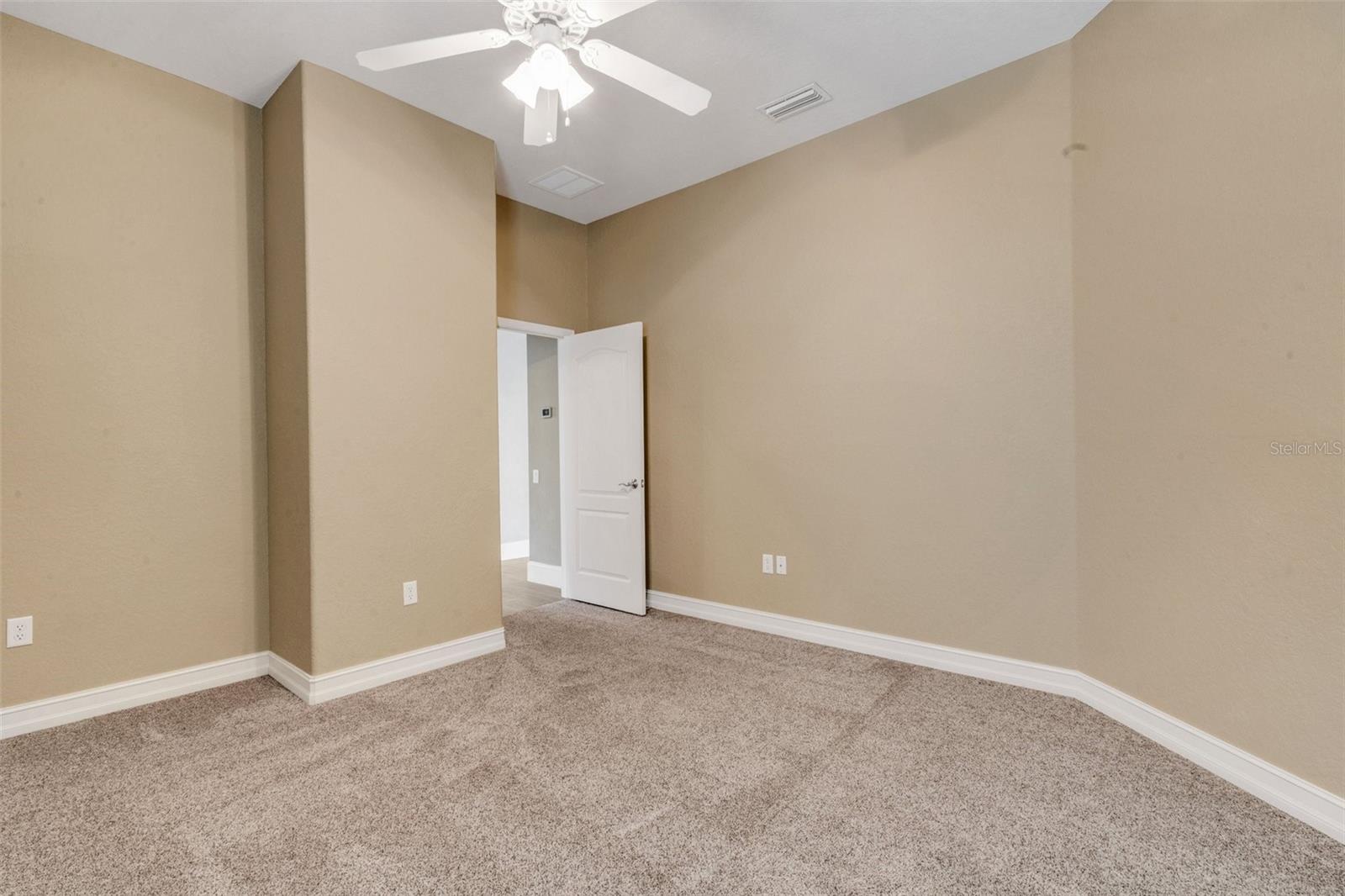 2743 VERANDAH VUE WAY