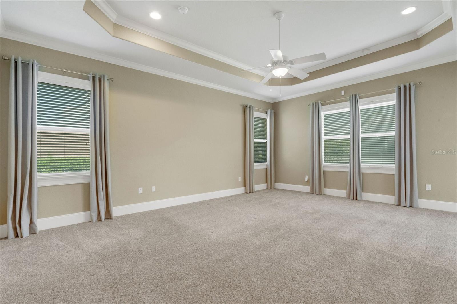 2743 VERANDAH VUE WAY