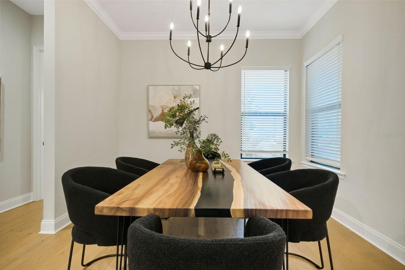 5390 CLUBHOUSE HILLS LN