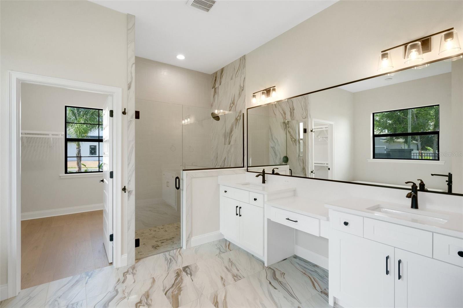 5390 CLUBHOUSE HILLS LN