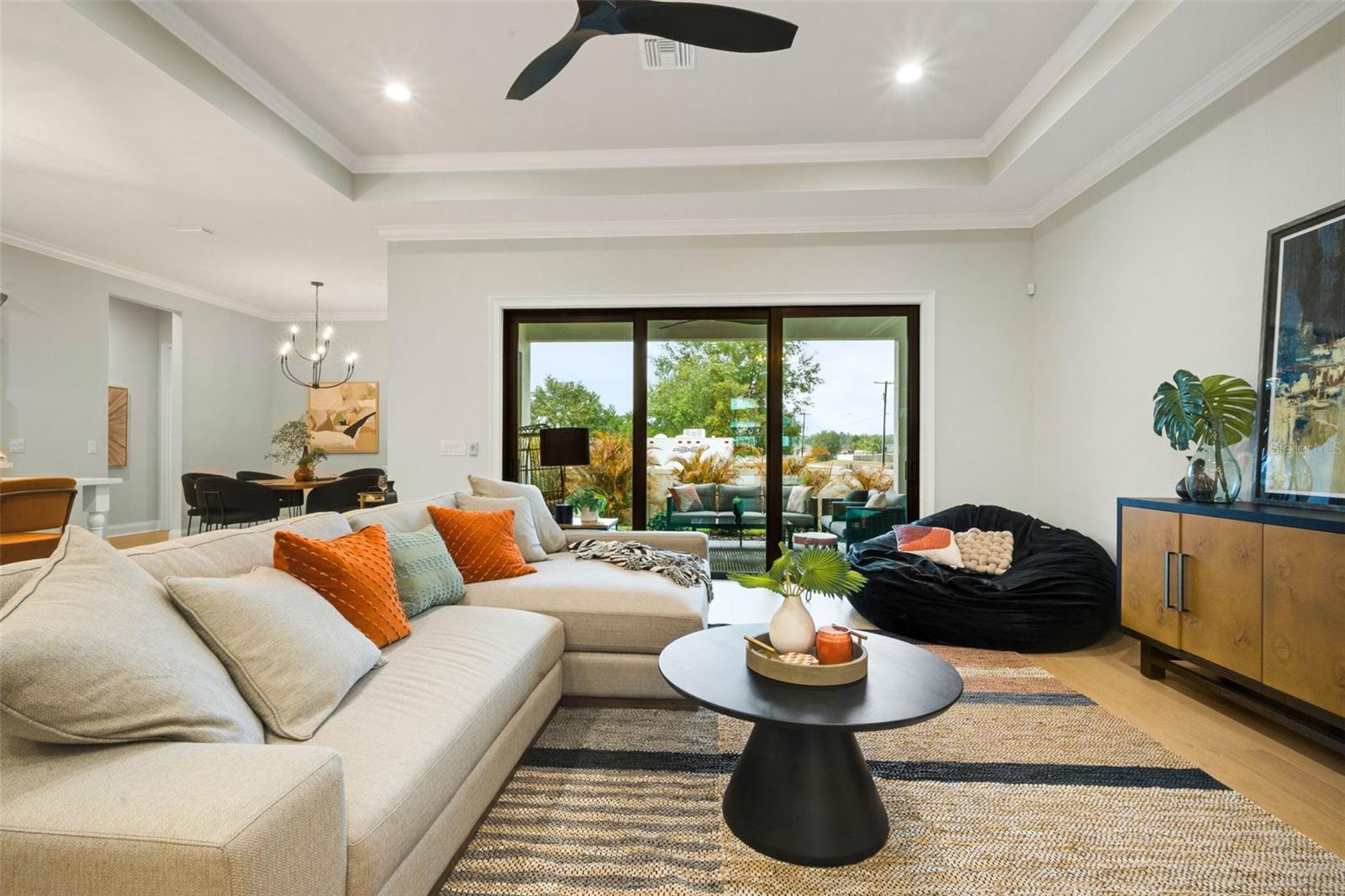 5390 CLUBHOUSE HILLS LN