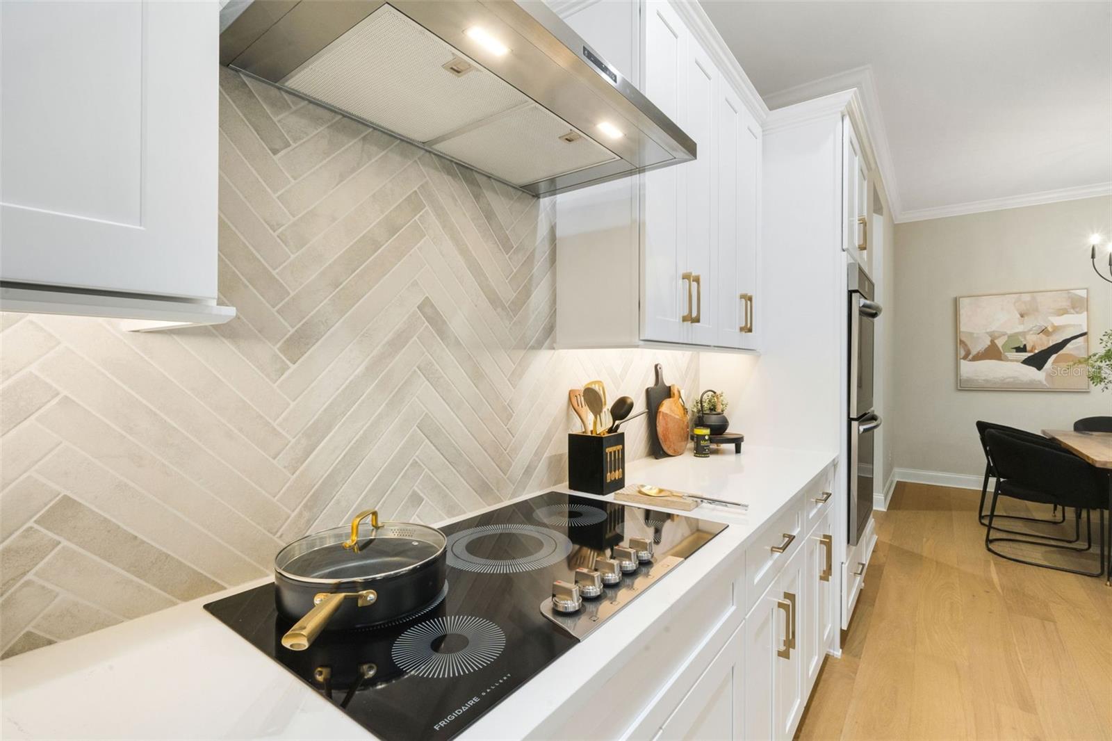 5390 CLUBHOUSE HILLS LN