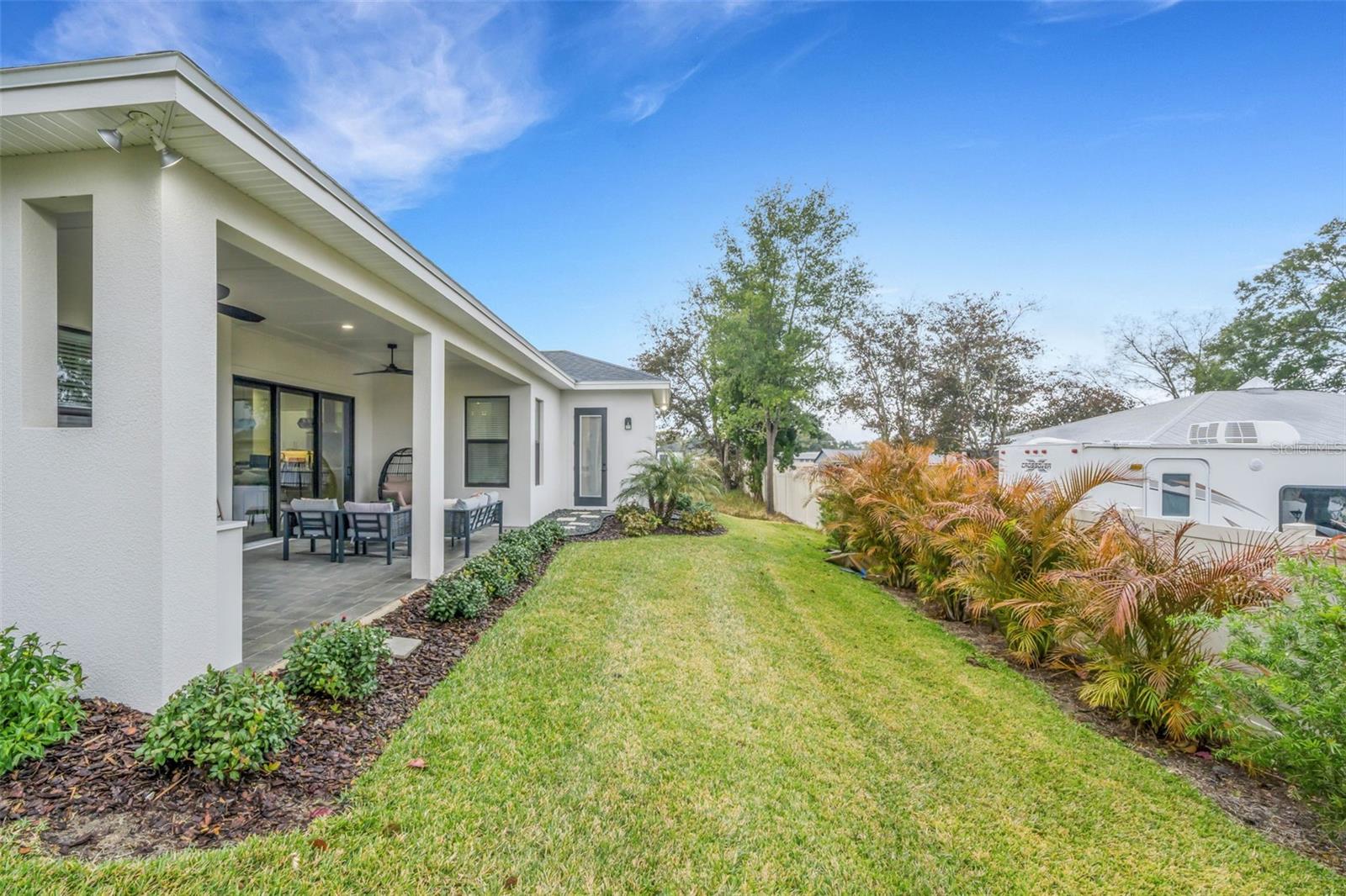 5390 CLUBHOUSE HILLS LN