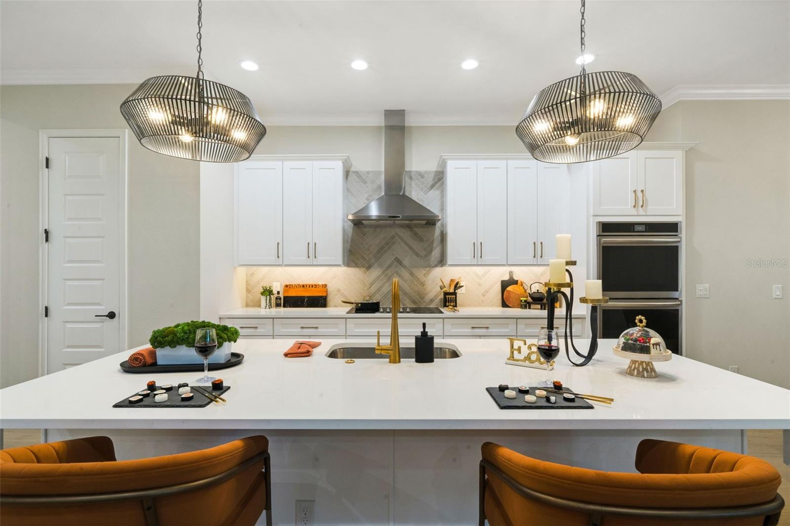 5390 CLUBHOUSE HILLS LN