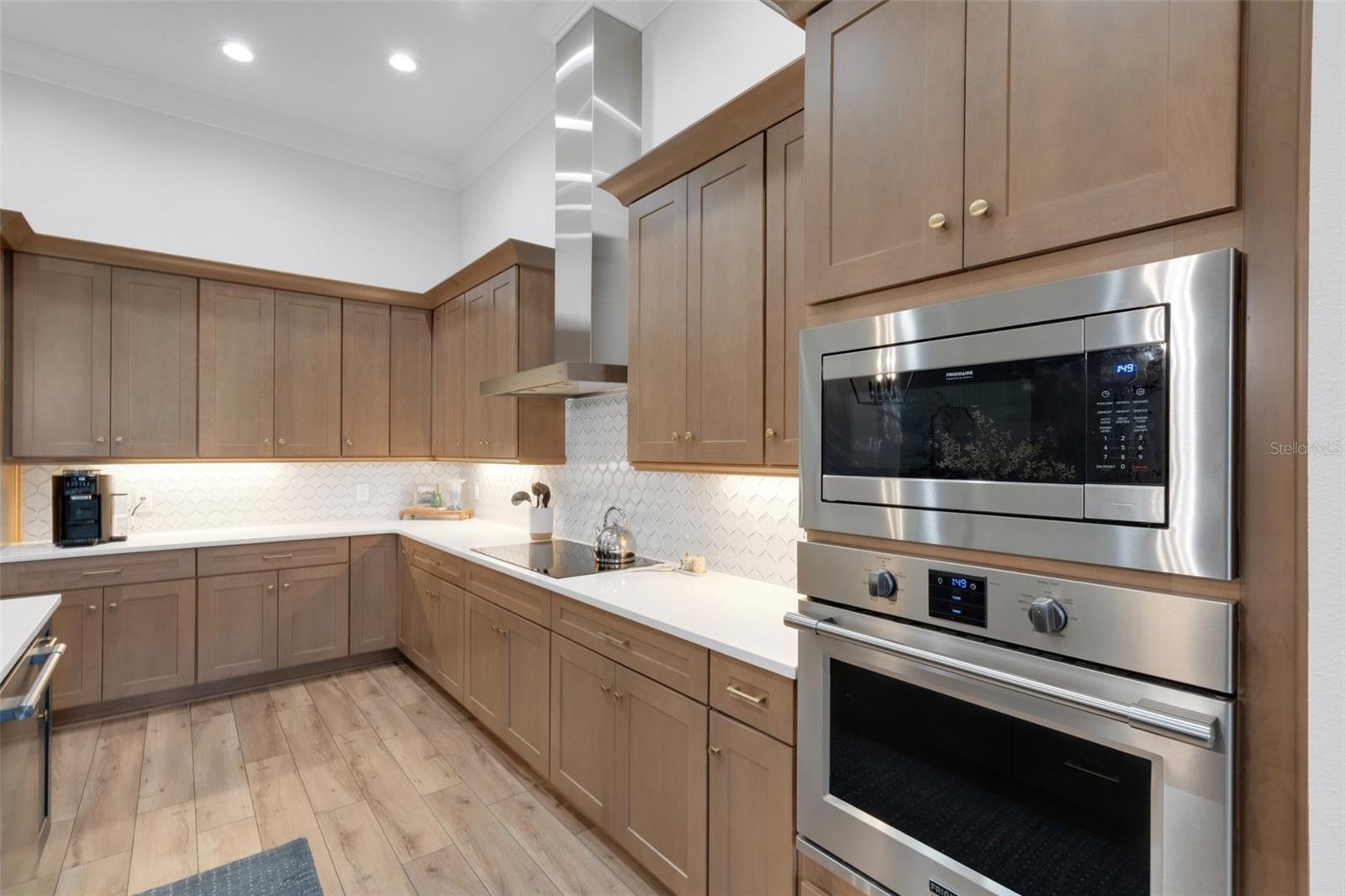 2551 DELPHI WOODS CIR