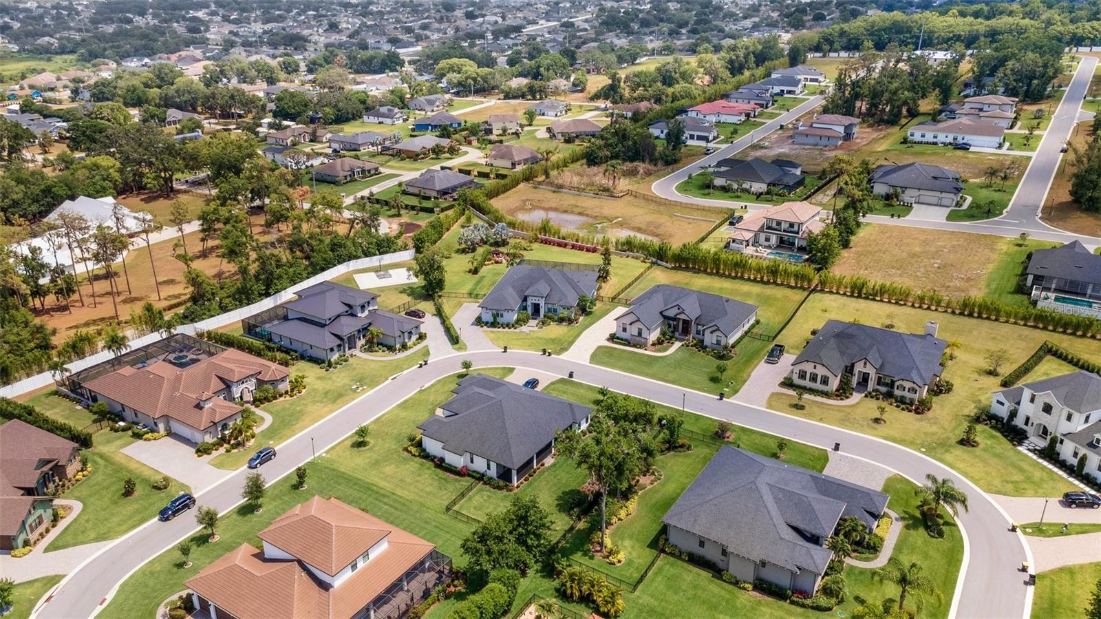 2551 DELPHI WOODS CIR