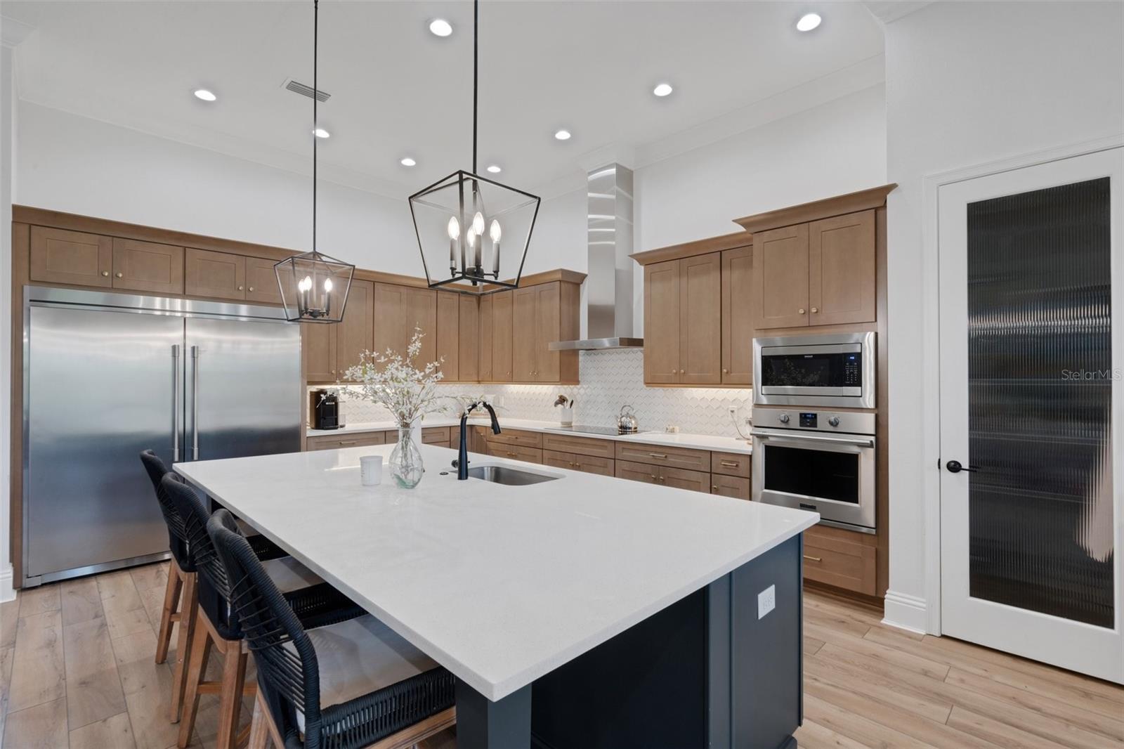 2551 DELPHI WOODS CIR