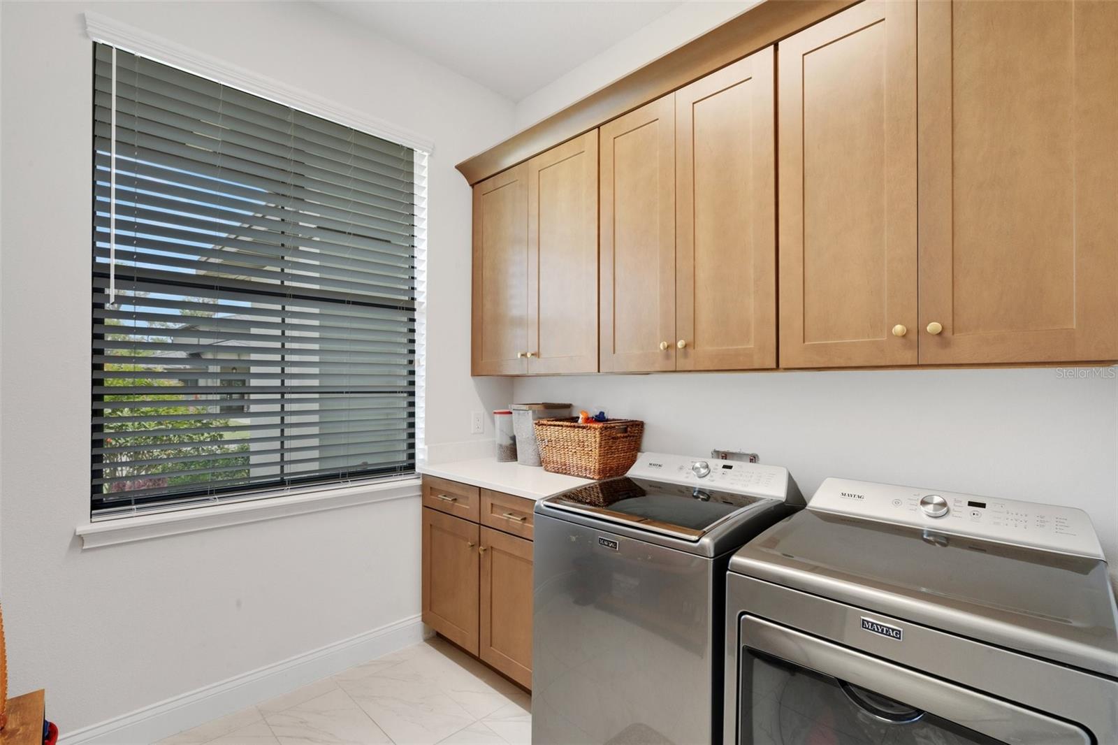 2551 DELPHI WOODS CIR