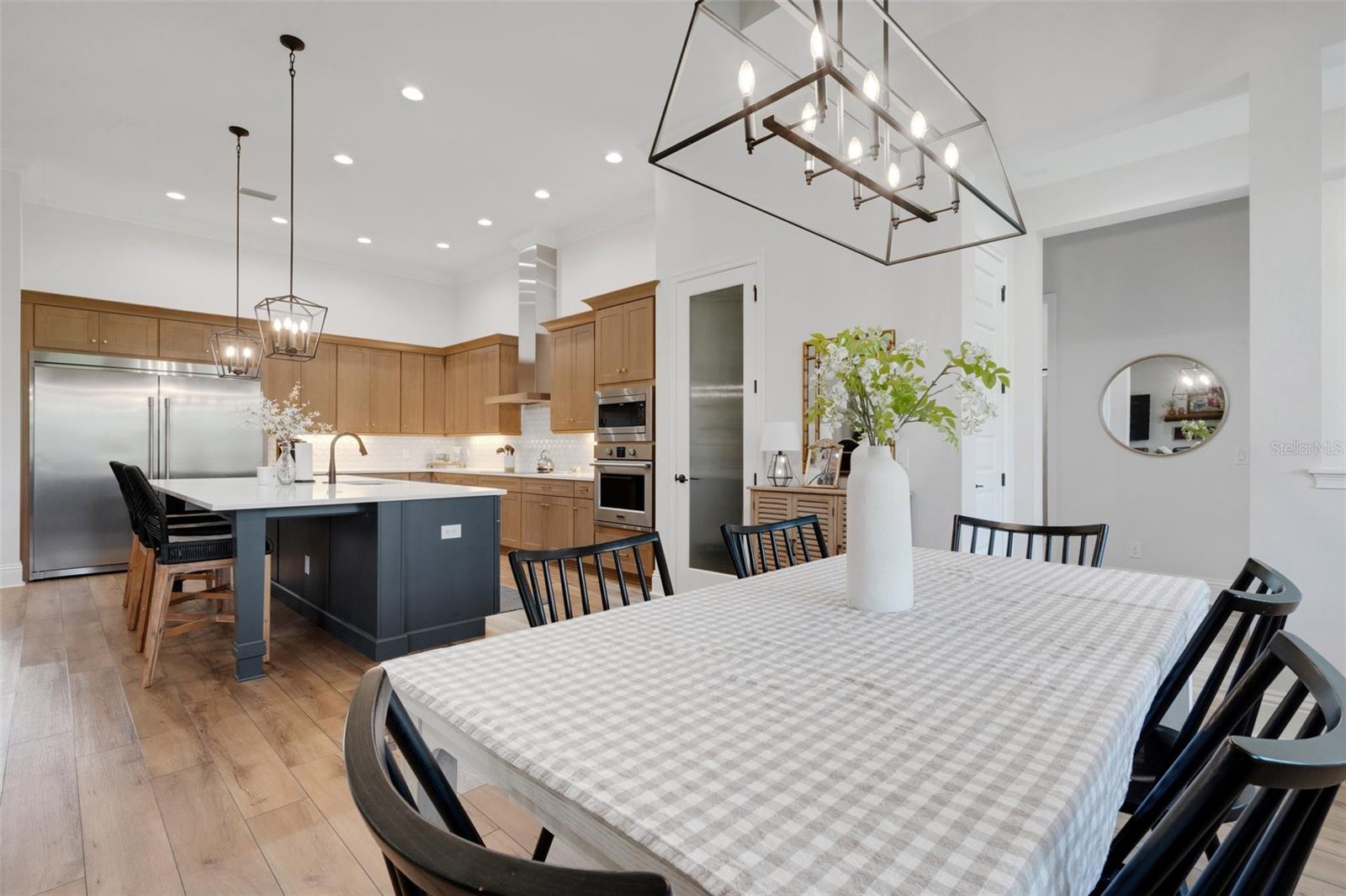 2551 DELPHI WOODS CIR