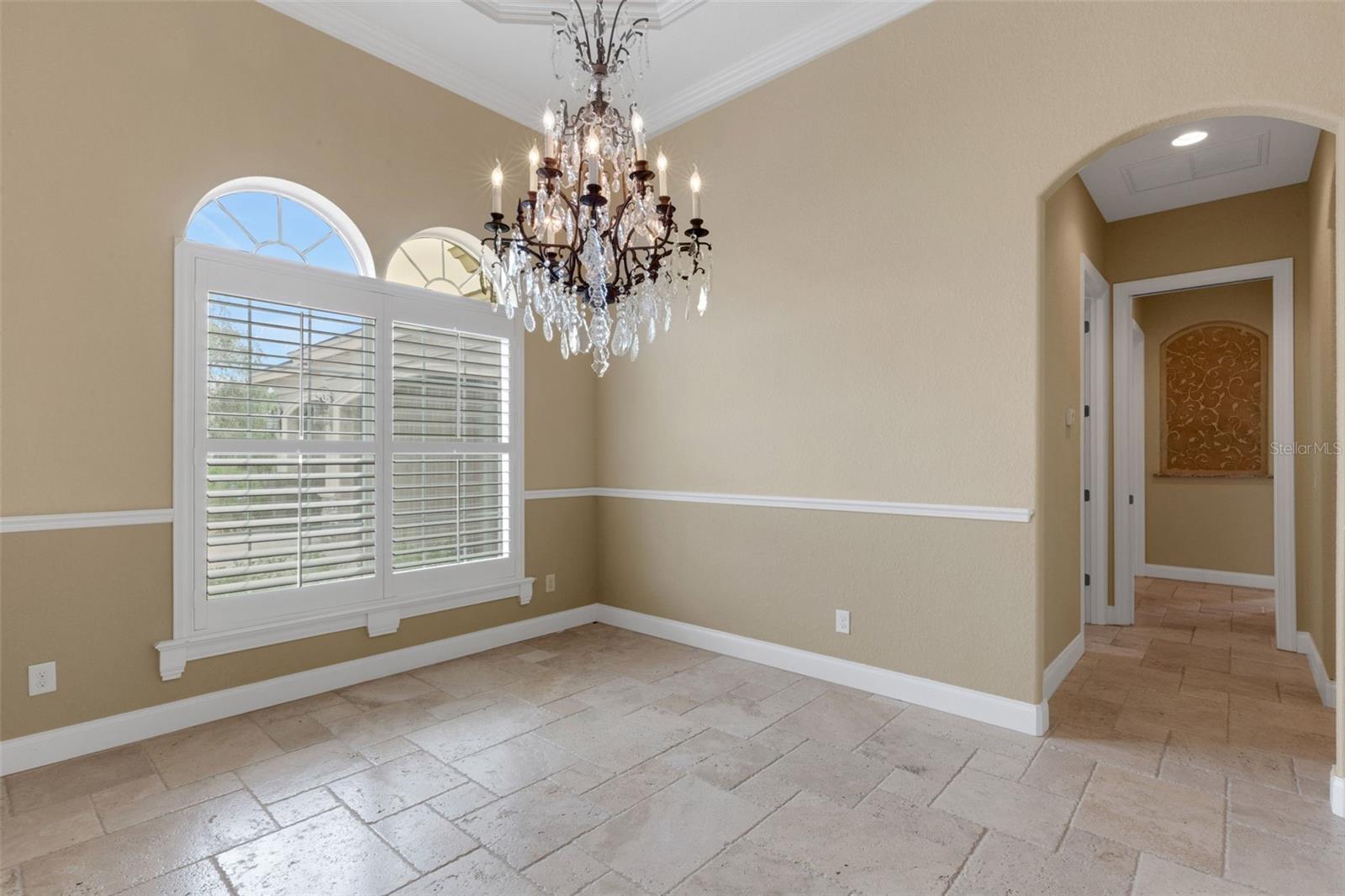 6328 HIGHLANDS IN THE WOODS AVE