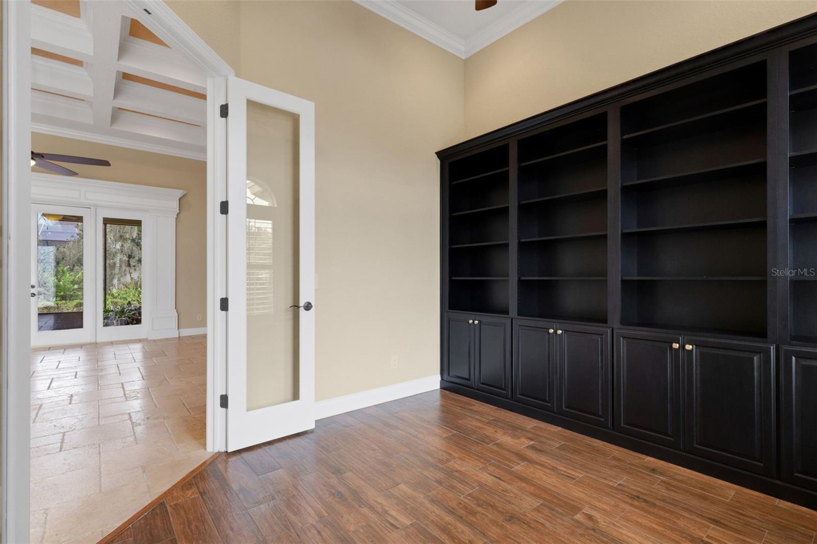 6328 HIGHLANDS IN THE WOODS AVE