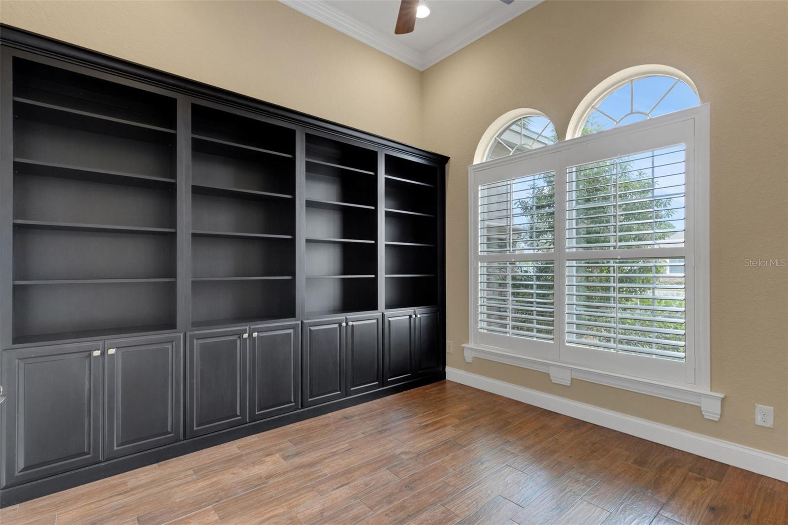 6328 HIGHLANDS IN THE WOODS AVE