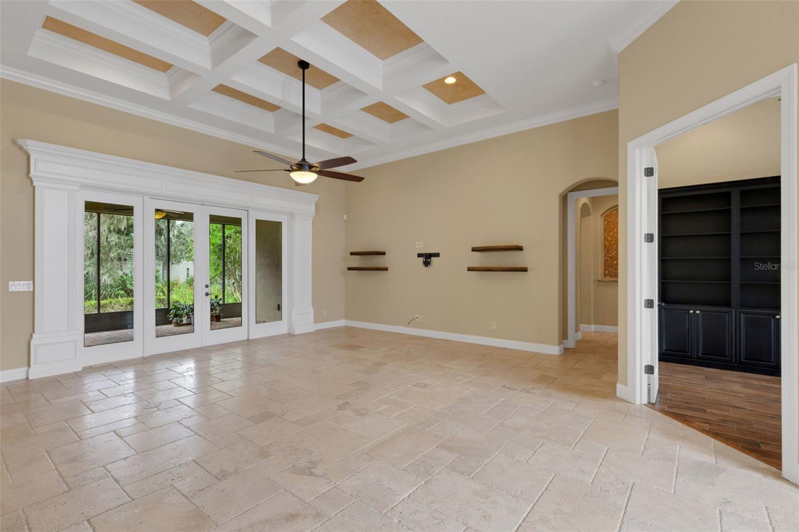 6328 HIGHLANDS IN THE WOODS AVE