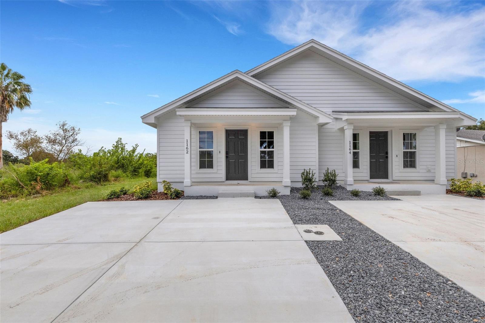 1162 & 1164 FAIRWAY DR