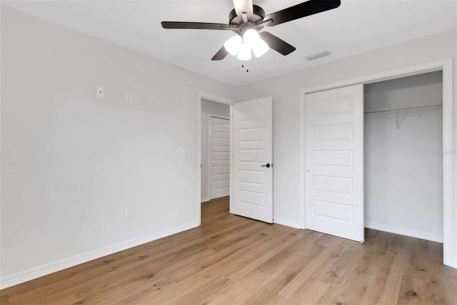 1162 & 1164 FAIRWAY DR