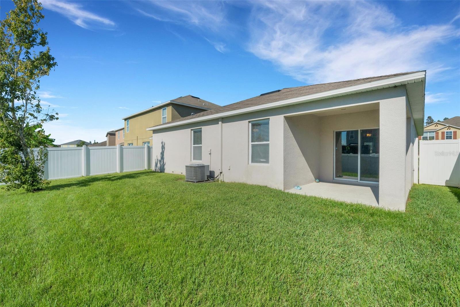 2162 BLUE HIGHLANDS DR