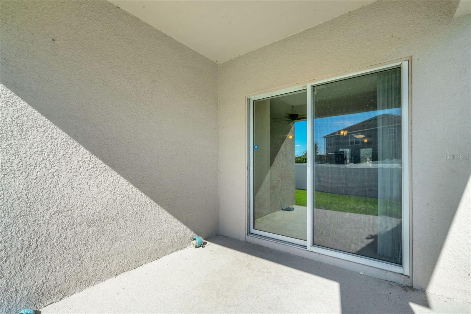 2162 BLUE HIGHLANDS DR