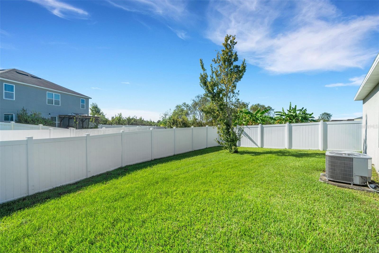 2162 BLUE HIGHLANDS DR