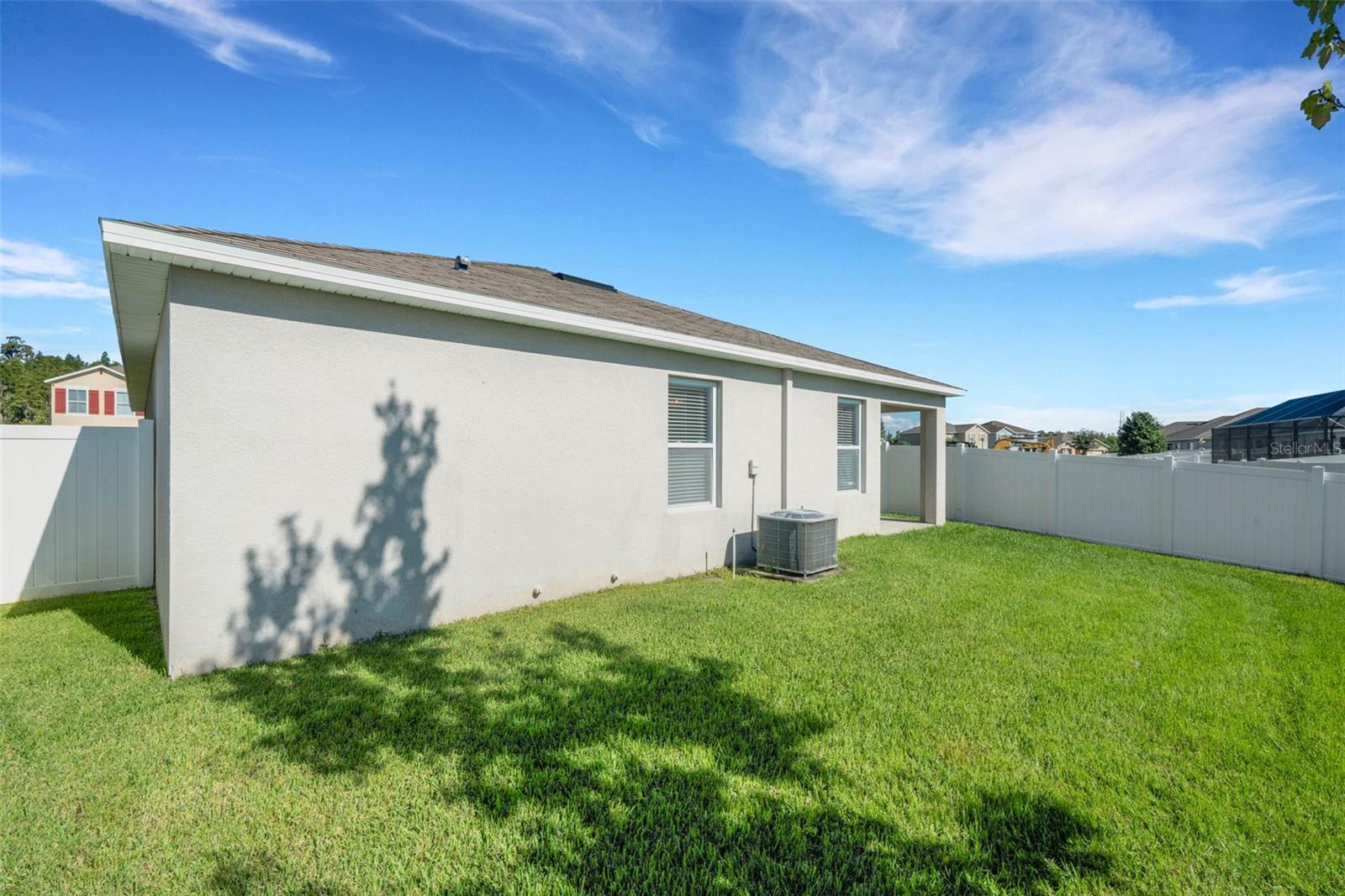 2162 BLUE HIGHLANDS DR