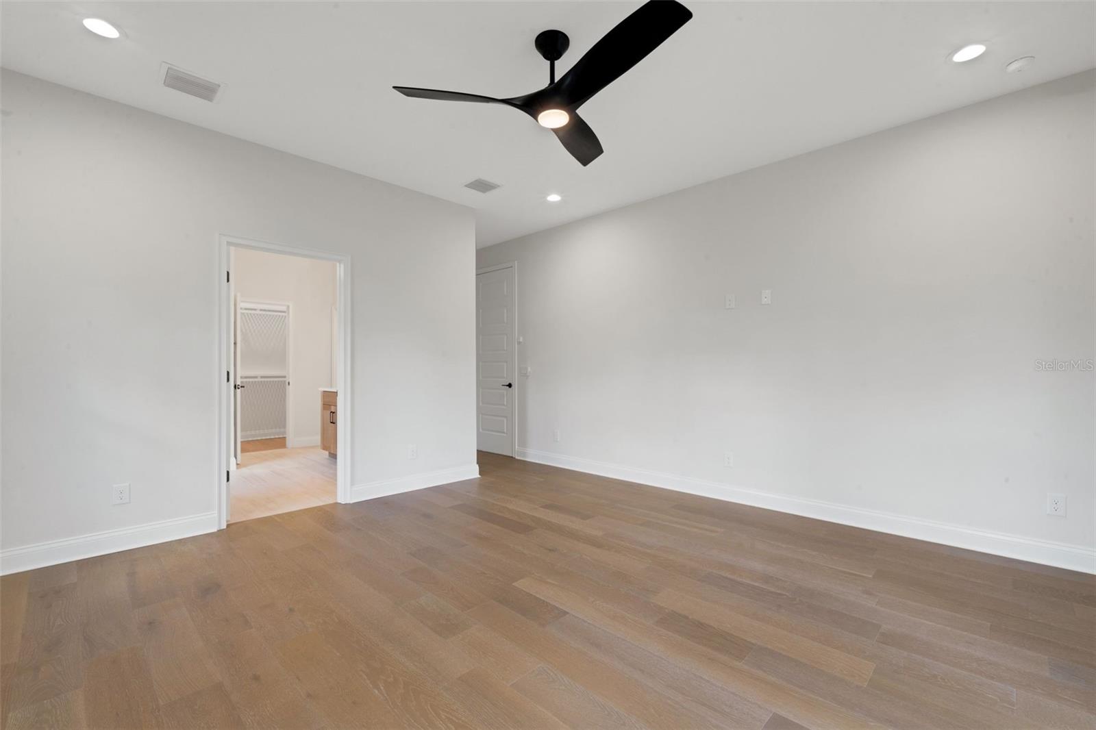 5351 CLUBHOUSE HILLS LN