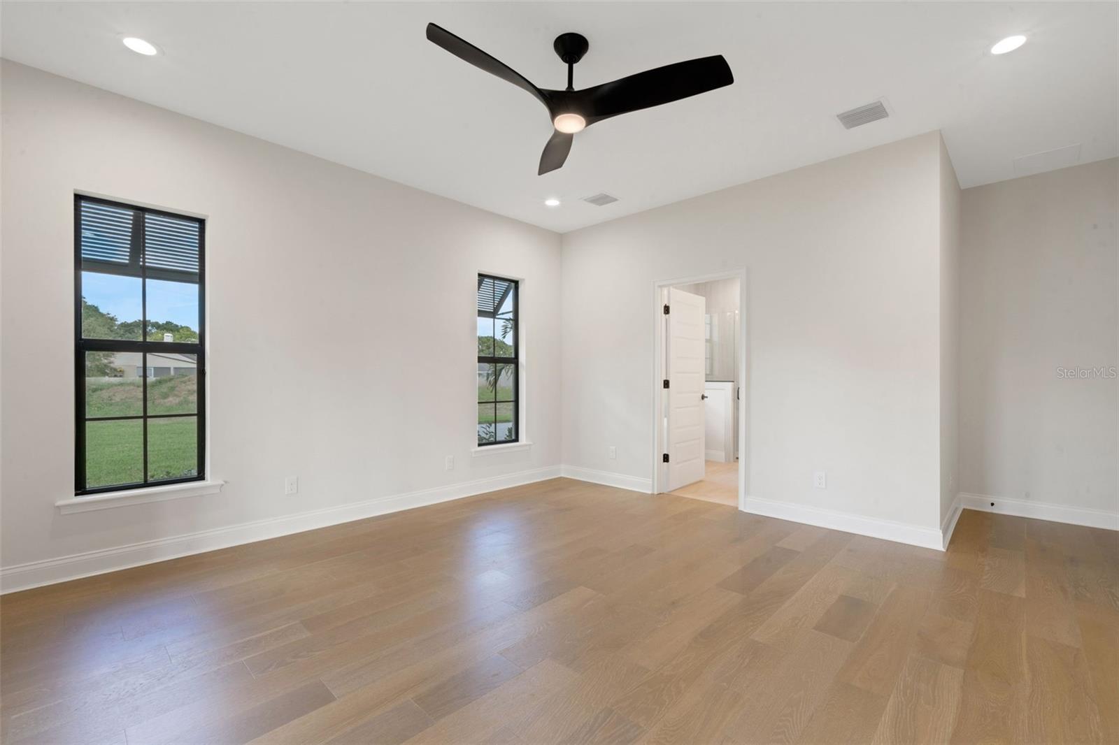 5351 CLUBHOUSE HILLS LN